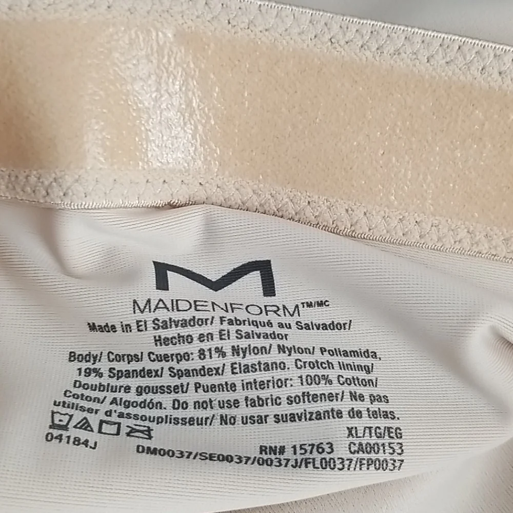 Maidenform Cover your bases smoothing panty XL